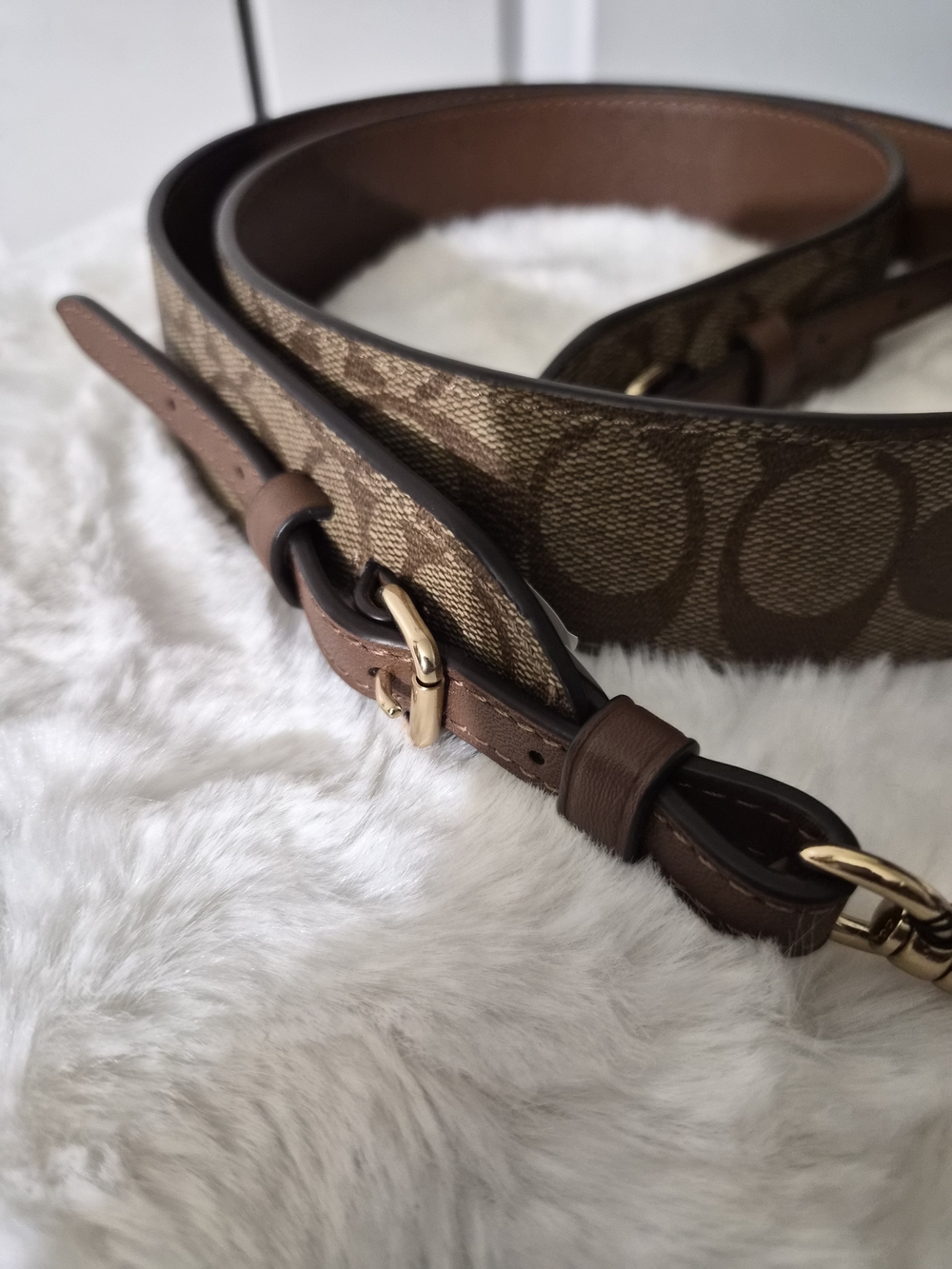 COACH Brown Signature Canvas Bag Strap - Picture 2 of 9